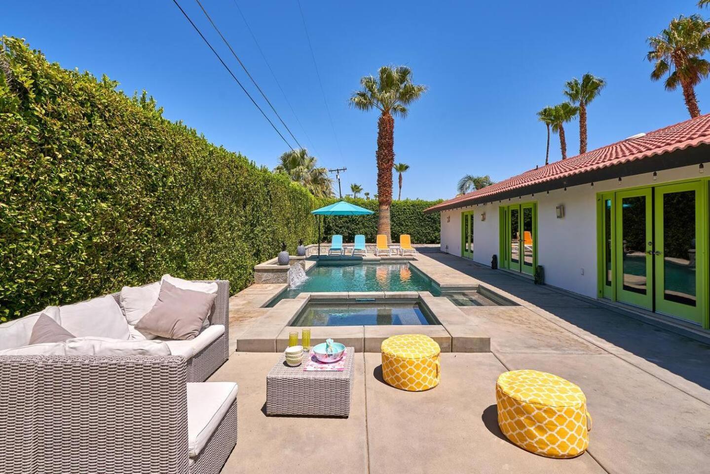 Pineapple Splash! Complete Privacy! Salt Pool! Palm Springs Exterior foto