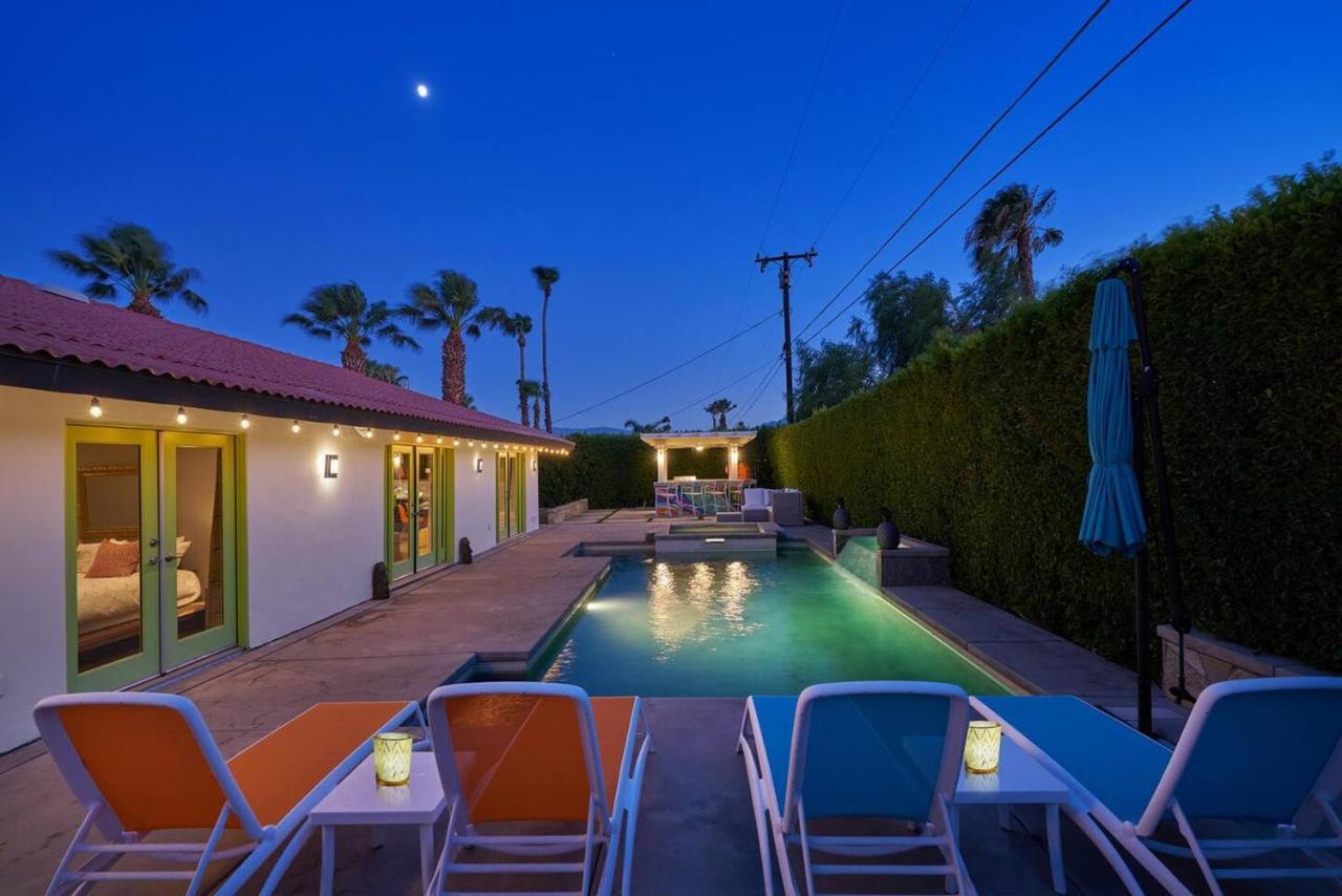 Pineapple Splash! Complete Privacy! Salt Pool! Palm Springs Exterior foto