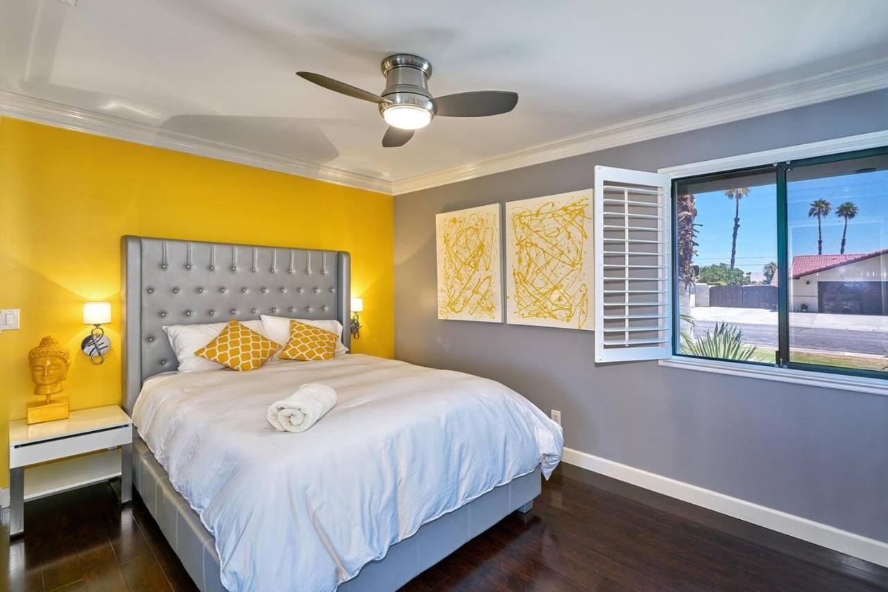 Pineapple Splash! Complete Privacy! Salt Pool! Palm Springs Exterior foto