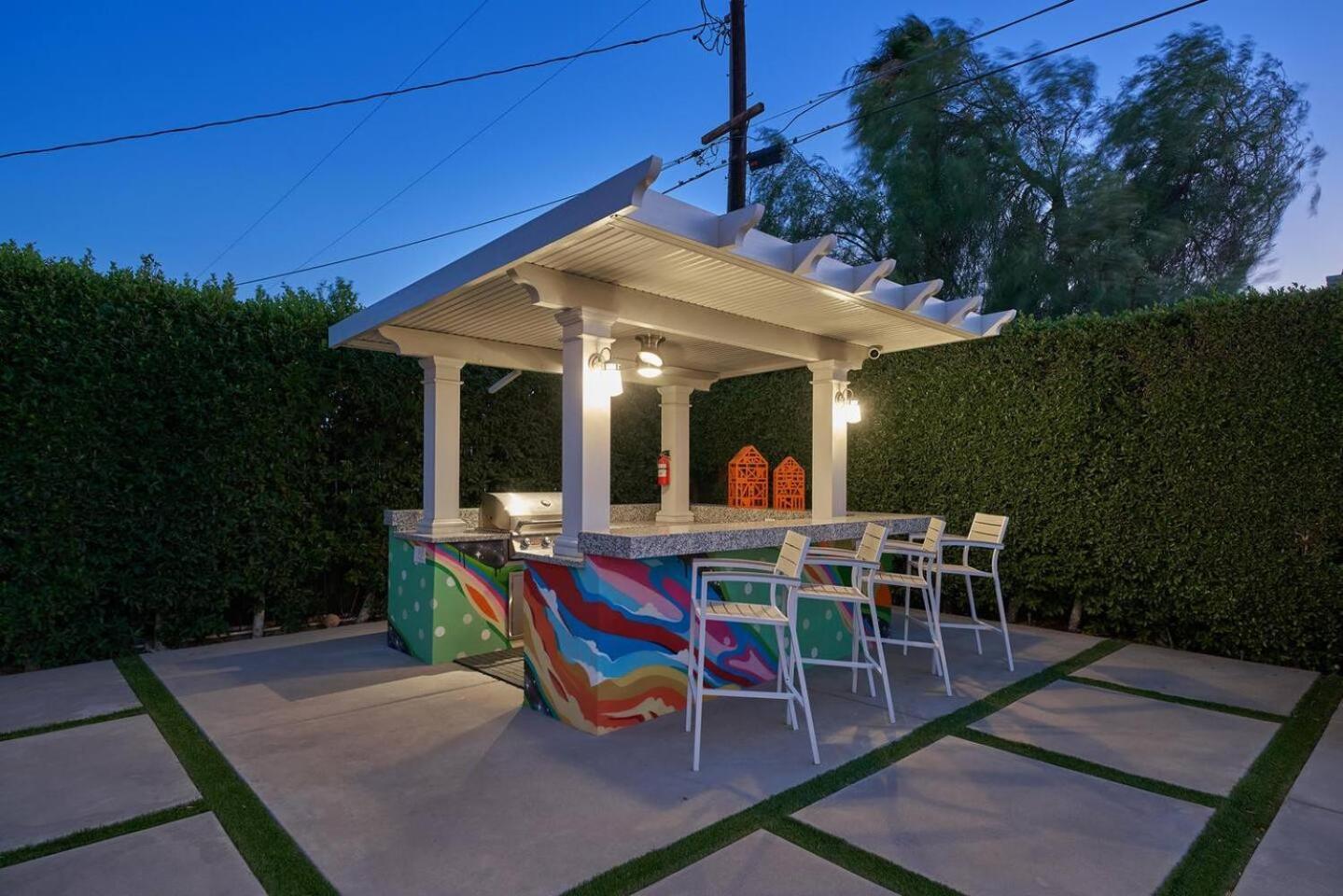 Pineapple Splash! Complete Privacy! Salt Pool! Palm Springs Exterior foto
