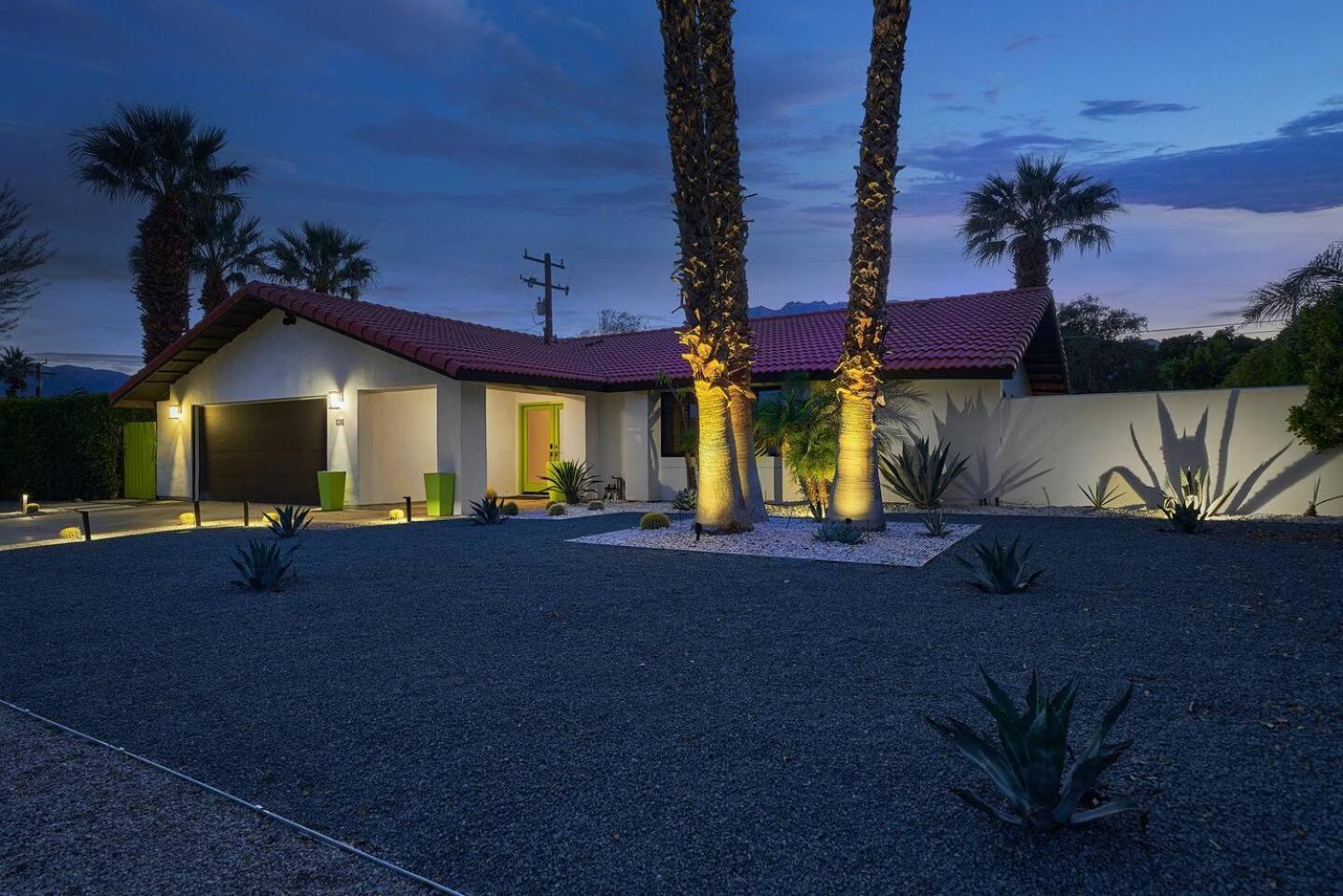 Pineapple Splash! Complete Privacy! Salt Pool! Palm Springs Exterior foto