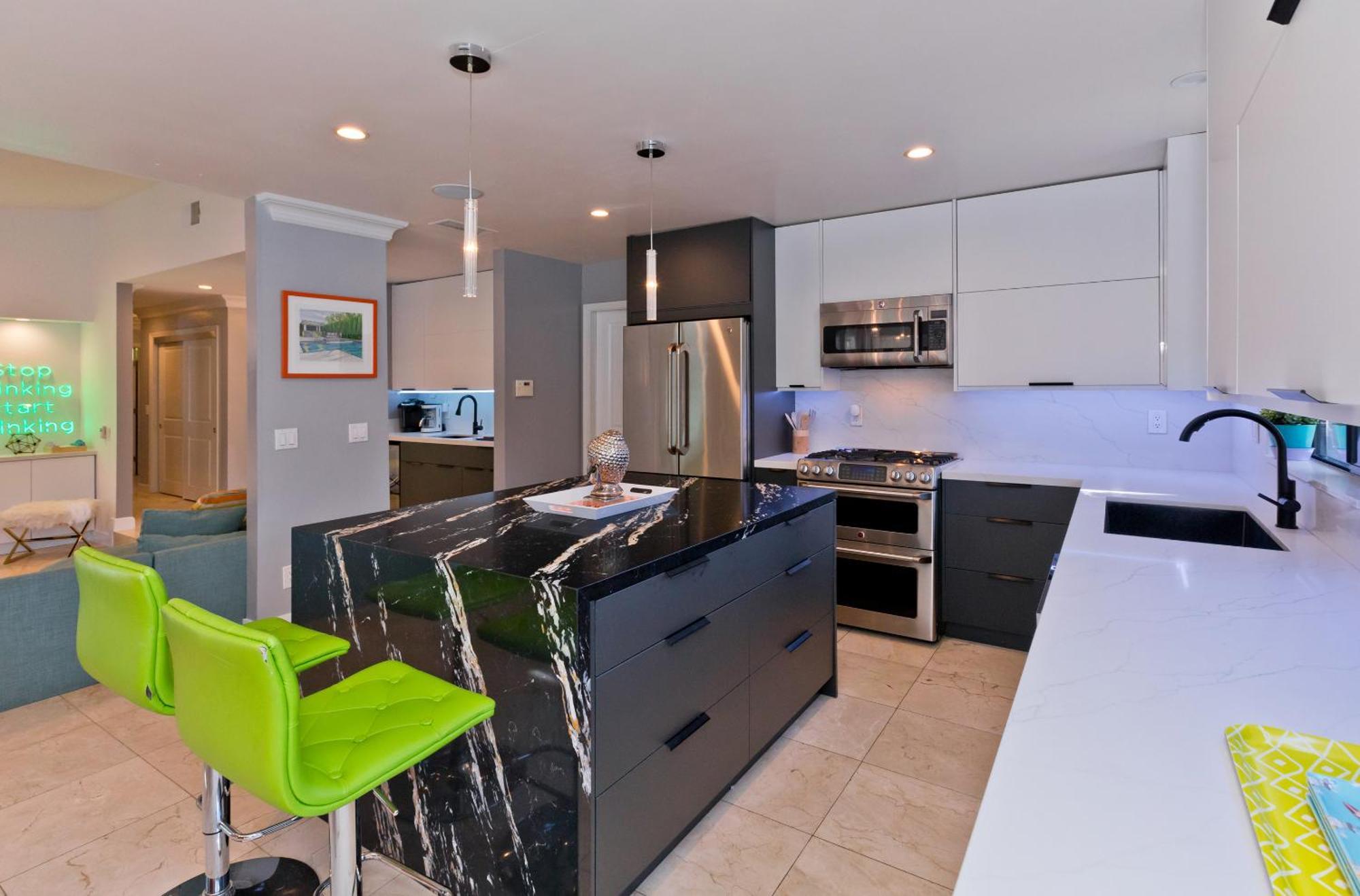 Pineapple Splash! Complete Privacy! Salt Pool! Palm Springs Exterior foto